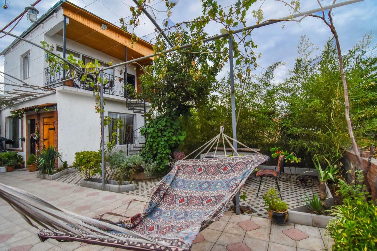 Apartamenti Laliashvilebi'S Wine Cellar Тбилиси Екстериор снимка