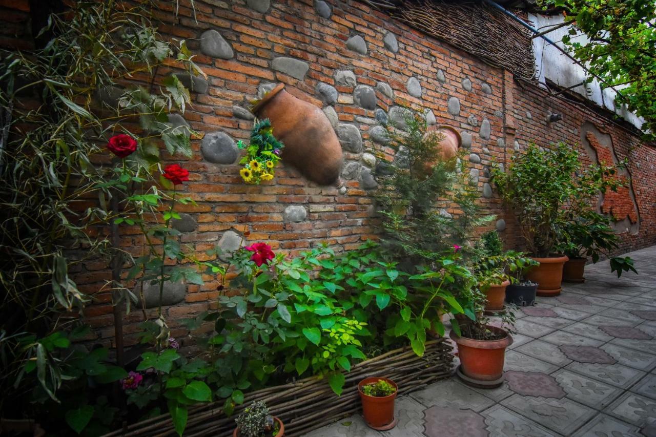 Apartamenti Laliashvilebi'S Wine Cellar Тбилиси Екстериор снимка