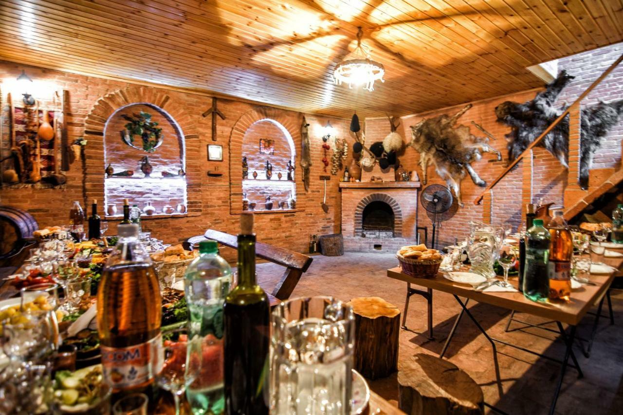 Apartamenti Laliashvilebi'S Wine Cellar Тбилиси Екстериор снимка